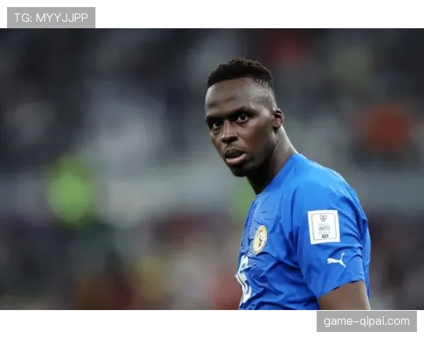 塞内加尔门将爱德华·门迪稳健发挥 零封对手立大功